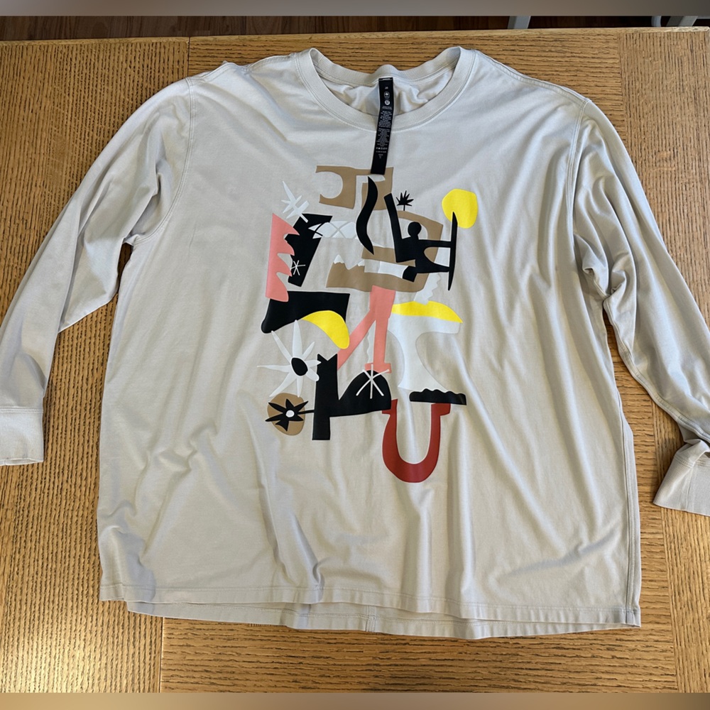 Lululemon team Canada beige long sleeve